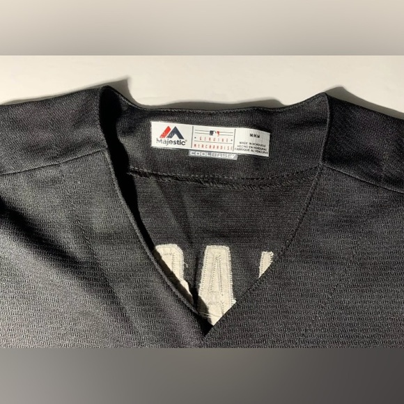 Men's Atlanta Braves Ronald Acuna Jr. "El de la Sabana" Majestic Black 2019 - Picture 3 of 5